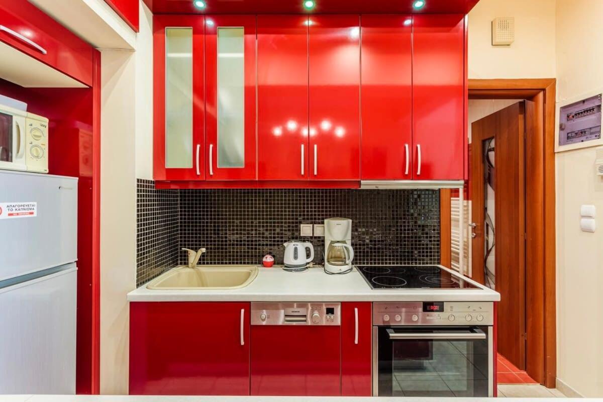 Athens Strawberry Hideaway - City Chic Retreat Bagian luar foto
