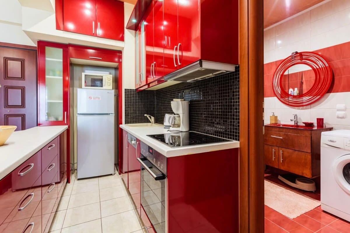 Athens Strawberry Hideaway - City Chic Retreat Bagian luar foto