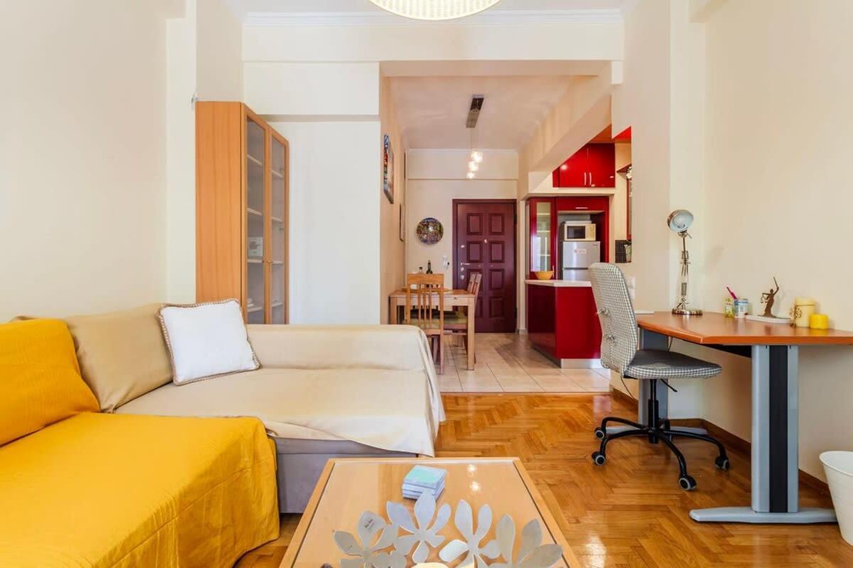 Athens Strawberry Hideaway - City Chic Retreat Bagian luar foto